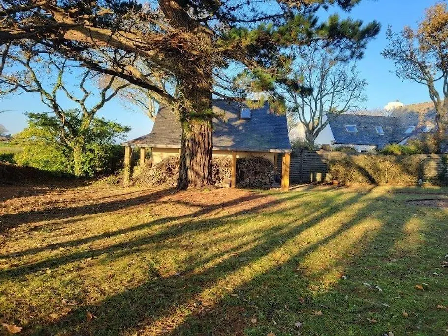 A Deux Pas De La Mer, Au Calme Dans Le Bois Villa Roscoff 0*,  France